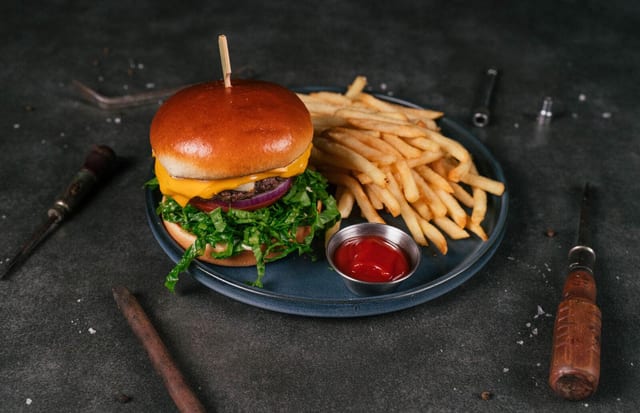 CHEESEBURGER